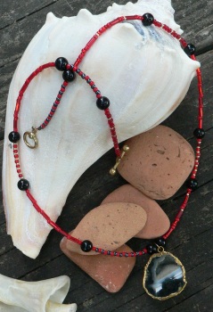 Agate, Gold and Red - beaded jewelry by Debra A. Griffin
