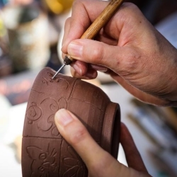 altering pottery debra griffin dag